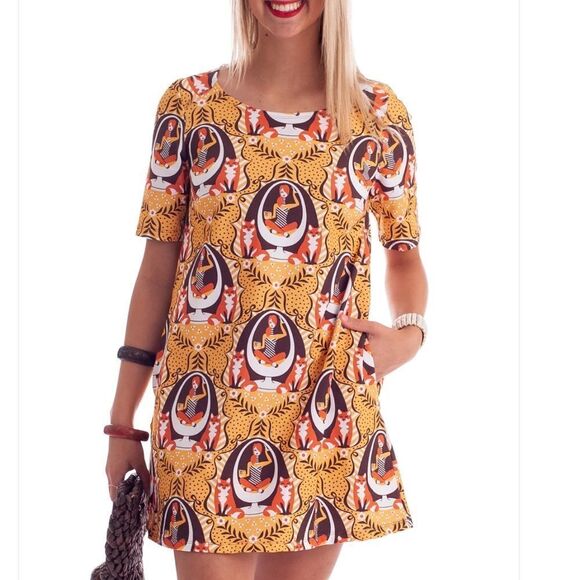 Blue Platypus A Well-Protected Lass POCKET Tunic Golden Egg - Picture 1 of 9